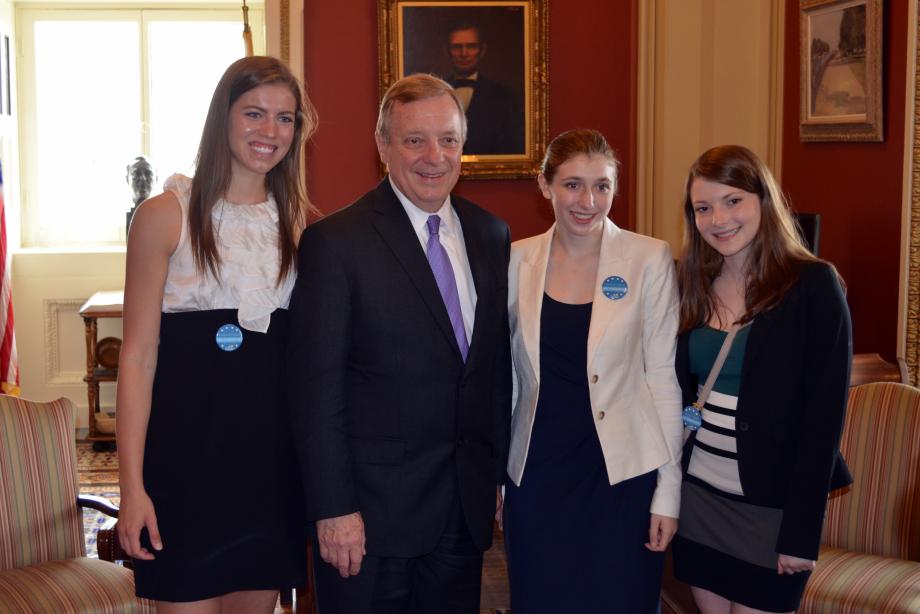 U.S. Senator Dick Durbin (D-IL) met with the Cystic Fibrosis Foundation to support Teen Advocacy Day.